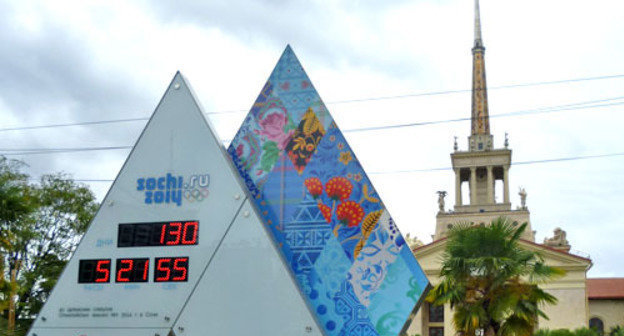 Olympic Clock in Sochi. Photo by Svetlana Kravchenko for the "Caucasian Knot" Olympic Clock in Sochi. Photo by Svetlana Kravchenko for the "Caucasian Knot"