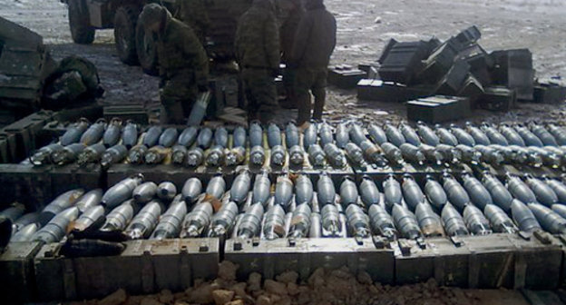 Regular soldiers at Ashuluk military training ground. Astrakhan Region, winter 2011-2012. Photo from ‘VKontakte’ social network, http://vk.com/club34971176 Regular soldiers at Ashuluk military training ground. Astrakhan Region, winter 2011-2012. Photo from ‘VKontakte’ social network, http://vk.com/club34971176