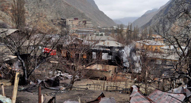At the place of the fire in the villagers of Mizur, North Ossetia. Photo by the Russia's Ministry for Emergencies, http://www.mchs.ru/ At the place of the fire in the villagers of Mizur, North Ossetia. Photo by the Russia's Ministry for Emergencies, http://www.mchs.ru/