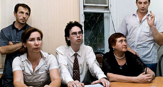 Natalia Estemirova (left). Photo by the Human Rights Centre (HRC) "Memorial", www.hro.org, Andrei Blinushov Natalia Estemirova (left). Photo by the Human Rights Centre (HRC) "Memorial", www.hro.org, Andrei Blinushov