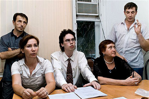 Natalia Estemirova (left). Photo by the Human Rights Centre (HRC) "Memorial", www.hro.org, Andrei Blinushov Natalia Estemirova (left). Photo by the Human Rights Centre (HRC) "Memorial", www.hro.org, Andrei Blinushov