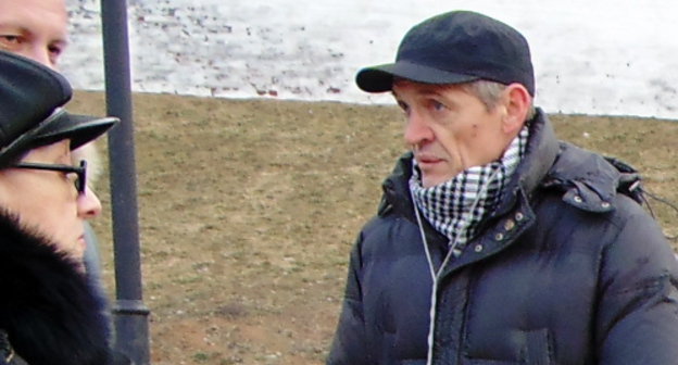 One of the organizers of the "People's Assembly" Igor Stenin (right), January 20, 2014. Photo by Elena Grebenyuk for the ‘Caucasian Knot’. One of the organizers of the "People's Assembly" Igor Stenin (right), January 20, 2014. Photo by Elena Grebenyuk for the ‘Caucasian Knot’.