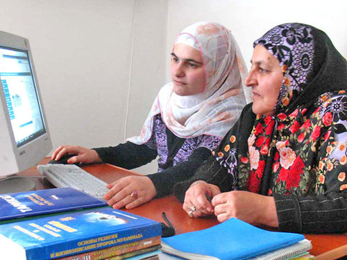 Women in hijabs. Photo: http://islamdag.ru/ Women in hijabs. Photo: http://islamdag.ru/