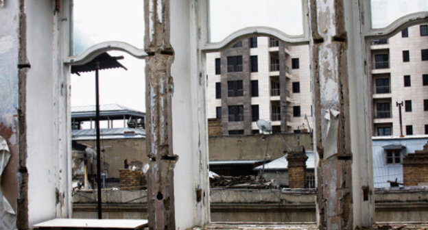 View from a window of a demolished house in central Baku. March 2012. Photo by Aziz Karimov for the "Caucasian Knot" View from a window of a demolished house in central Baku. March 2012. Photo by Aziz Karimov for the "Caucasian Knot"