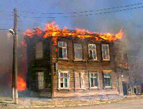 At the spot of the fire occurred in Astrakhan. March 25, 2014. Photo by the Astrakhan Region Department of Russian Ministry for Emergencies (MfE) 30.mchs.gov.ru At the spot of the fire occurred in Astrakhan. March 25, 2014. Photo by the Astrakhan Region Department of Russian Ministry for Emergencies (MfE) 30.mchs.gov.ru