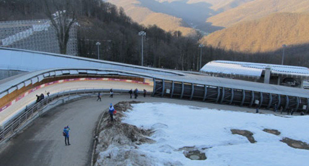 The sledge-and-bobsleigh track. Krasnodar region, February 2014. Photo by Tatyana Ukolova for the "Caucasian Knot" The sledge-and-bobsleigh track. Krasnodar region, February 2014. Photo by Tatyana Ukolova for the "Caucasian Knot"