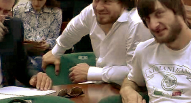 Brothers Djabrail and Ibragim Makhmudov at the court session on the murder case of the observer of the "Novaya Gazeta" Anna Politkovskaya. Moscow, June 4, 2013. Screenshot of a video of the Moscow City Court, http://www.mos-gorsud.ru/video/sudzs/?pn=0&id=168 Brothers Djabrail and Ibragim Makhmudov at the court session on the murder case of the observer of the "Novaya Gazeta" Anna Politkovskaya. Moscow, June 4, 2013. Screenshot of a video of the Moscow City Court, http://www.mos-gorsud.ru/video/sudzs/?pn=0&id=168