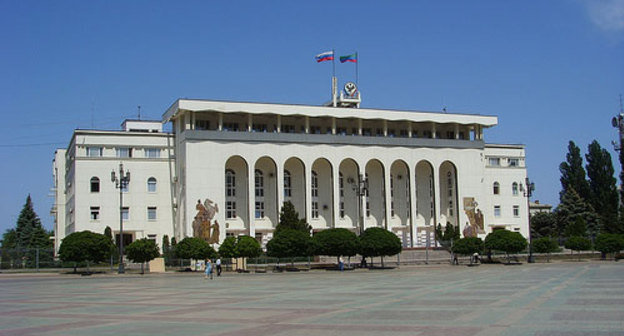 Dagestan, Makhachkala. Photo by www.flickr.com/photos/verbatim, Allie Verbovetskaya Dagestan, Makhachkala. Photo by www.flickr.com/photos/verbatim, Allie Verbovetskaya