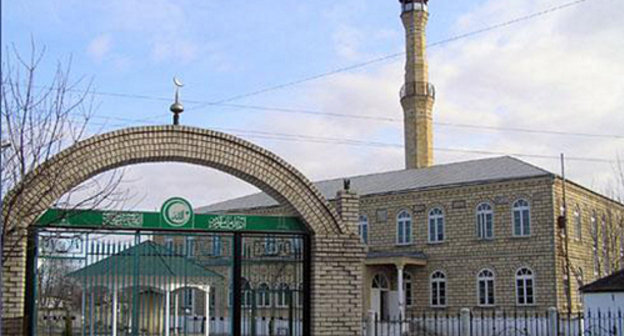Mosque in the village of Nechaevka in the Kizilyurt District of Dagestan. Photo by Gusen Khalilulaev, http://www.tsumada.ru/ Mosque in the village of Nechaevka in the Kizilyurt District of Dagestan. Photo by Gusen Khalilulaev, http://www.tsumada.ru/