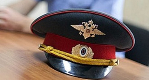 Policeman cap. Megatyumen, http://news.megatyumen.ru/media/sorl/e8/41/e84176b597243dceb18415ba3a5e0b2c.jpg Policeman cap. Megatyumen, http://news.megatyumen.ru/media/sorl/e8/41/e84176b597243dceb18415ba3a5e0b2c.jpg