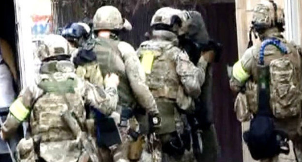 Special operation in Derbent, October 16, 2014. Photo: http://nac.gov.ru Special operation in Derbent, October 16, 2014. Photo: http://nac.gov.ru