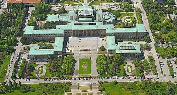 Ankara, Turkish Parliament Building. Photo by http://ru.wikipedia.org Ankara, Turkish Parliament Building. Photo by http://ru.wikipedia.org