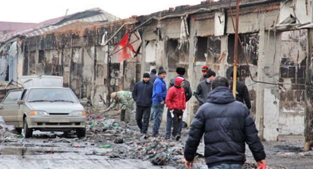 At the Berkat market after counterterrorist operation. Grozny, December 5, 2014. Photo by Magomed Magomedov for the ‘Caucasian Knot’. At the Berkat market after counterterrorist operation. Grozny, December 5, 2014. Photo by Magomed Magomedov for the ‘Caucasian Knot’.