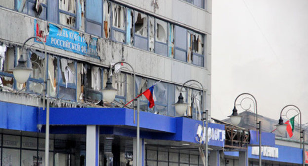 House of Press after the militants’ attack on Grozny, December 4, 2014. Photo by Magomed Magomedov for the ‘Caucasian Knot’. House of Press after the militants’ attack on Grozny, December 4, 2014. Photo by Magomed Magomedov for the ‘Caucasian Knot’.