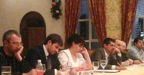Participants of the roundtable "International experience of settling conflicts in Northern Caucasus". Cherkessk, December 11, 2014. Photo by Asya Kapaeva for the "Caucasian Knot"