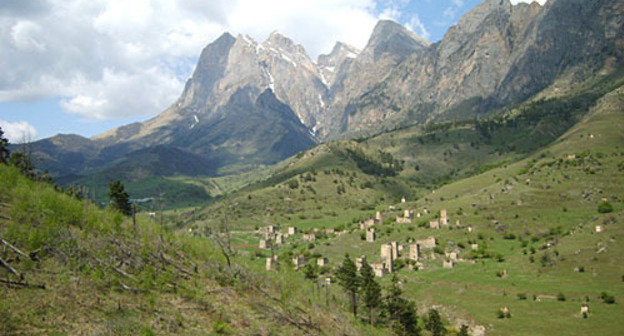 Ingushetia, Tsey-Loam. Photo by http://ru.wikipedia.org Ingushetia, Tsey-Loam. Photo by http://ru.wikipedia.org