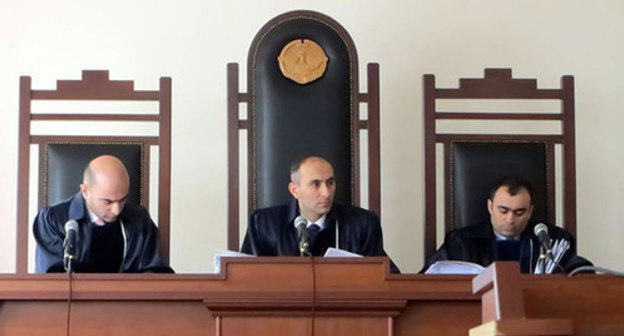 The Court of Appeal session started at 10 am under the chairmanship of the judge Norayr Grigoryan. Nagorno-Karabakh, Stepanakert, February 26, 2015. Photo by Alvard Grigoryan for the "Caucasian Knot" The Court of Appeal session started at 10 am under the chairmanship of the judge Norayr Grigoryan. Nagorno-Karabakh, Stepanakert, February 26, 2015. Photo by Alvard Grigoryan for the "Caucasian Knot"