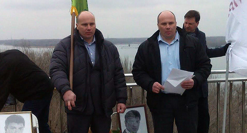 Participants of the action in memory of Boris Nemtsov, March 1, 2015. Rostov-on-Don. Photo by Olesya Dianova for the ‘Caucasian Knot’. 