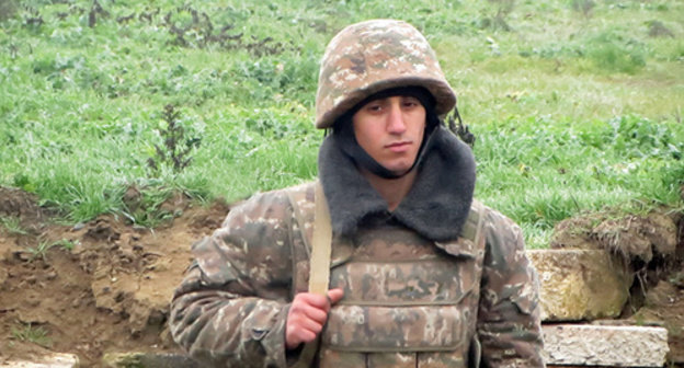 Soldier of NKR army in the front line. Photo by Alvard Grigoryan for the "Caucasian Knot" Soldier of NKR army in the front line. Photo by Alvard Grigoryan for the "Caucasian Knot"