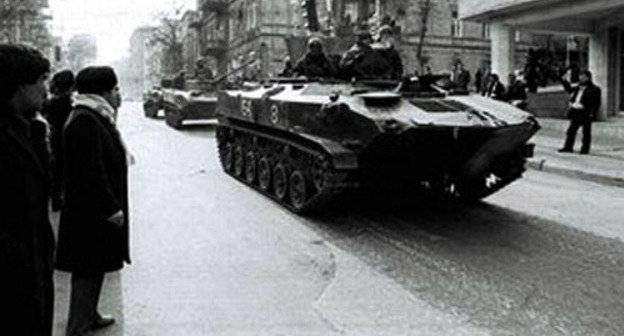 Soviet armor in Baku in the morning of the 20th of January, 1990. Photo by http://ru.wikipedia.org Soviet armor in Baku in the morning of the 20th of January, 1990. Photo by http://ru.wikipedia.org