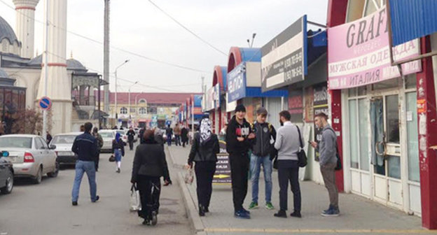 In the market "Berkat". Grozny, March 24, 2015. Photo by Akhmed Aldebirov for the "Caucasian Knot"