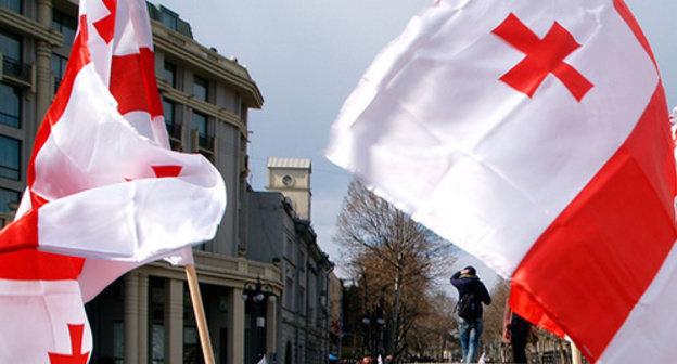 The flag of Georgia. Photo by Beslan Kmuzov for the "Caucasian Knot"