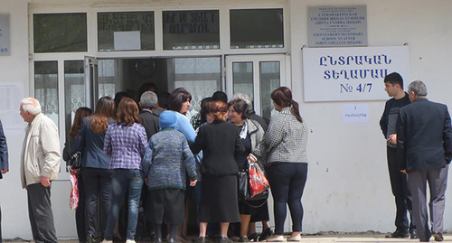 The parliamentary elections in Nagorno-Karabakh. The electoral district. May 3, 2015. Photo by Alvard Grigoryan for the "Caucasian Knot" The parliamentary elections in Nagorno-Karabakh. The electoral district. May 3, 2015. Photo by Alvard Grigoryan for the "Caucasian Knot"