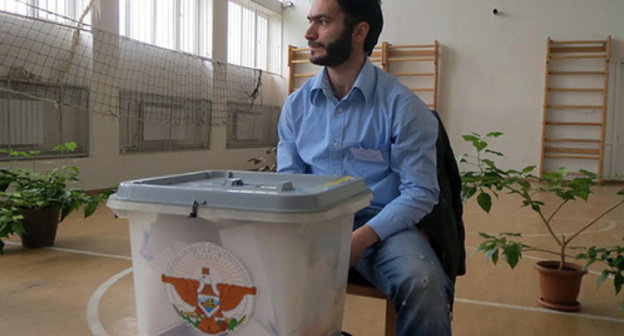 The parliamentary elections in the Nagorno-Karabakh Republic. May 3, 2015. Photo by Alvard Grigoryan for the "Caucasian Knot"