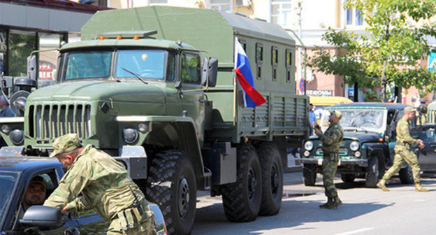 The law enforcers' cars in Grozny. Photo by Magomed Magomedov for the "Caucasian Knot"