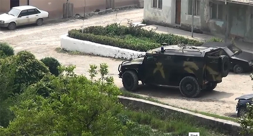 Special equipment in the street of Makhachkala. Photo: http://nac.gov.ru/nakmessage/2015/05/09/nak-aktivnaya-faza-spetsoperatsii-v-makhachkale-zavershena-otkazavshiesya-sl-0.html
