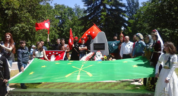 Circassian and Abasin activists at the rally dedicated to the 151st anniversary of the end of the Caucasian War. Cherkessk, May 21. Photo by Asya Kapaeva for the "Caucasian Knot"