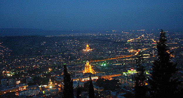 Georgia, Tbilisi. Photo by www.panoramio.com/photo/347350 Georgia, Tbilisi. Photo by www.panoramio.com/photo/347350