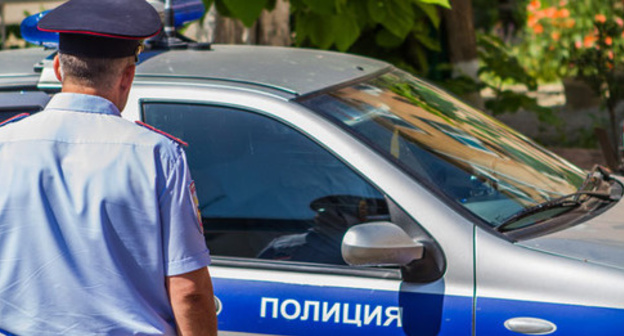 Police officer. Photo: Evgeny Reznik, Yugopolis.ru