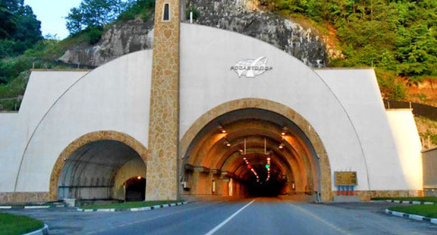 Gimry Tunnel, Untsukul District of Dagestan. Photo: Magomed Pirbudagov, http://www.odnoselchane.ru/