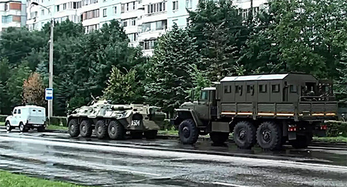 Special equipment in the streets of the city. Photo: http://nac.gov.ru/nakmessage/2015/07/02/v-khode-kto-v-nalchike-neitralizovany-dvoe-banditov.html