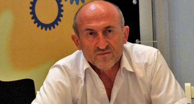 Akhmedpasha Amirilaev at the press conference in support of Sagid Murtazaliev and Andrei Vinogradov. Makhachkala, July 30, 2015. Photo by Patimat Makhmudova for the "Caucasian Knot"