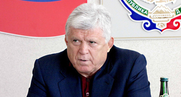 Khizri Shikhsaidov. Photo: http://ikunak.ru/news/2014?page=36