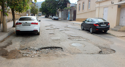 Road in Aidynbekova street, Derbent, August 16, 2015. Photo by Patimat Makhmudova for the ‘Caucasian Knot’.