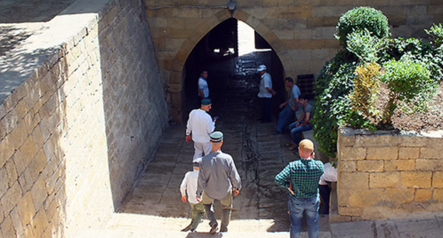 Exit for the Naryn-Kala fortress, where the main anniversary show "2000 years in two hours" is to be held. Photo by Patimat Makhmudova for the ‘Caucasian Knot’. 