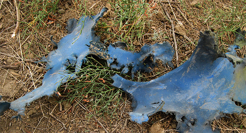 Debris of improvised explosive device. Photo: http://nac.gov.ru/nakmessage/2015/09/12/v-dagestane-obnaruzhen-banditskii-tainik-obezvrezheno-samodelnoe-vzryvnoe-ustr.html