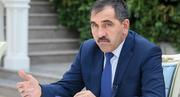 Yunus-Bek Evkurov. Photo: http://www.ingushetia.ru/photo/section.php?SECTION_ID=150 Yunus-Bek Evkurov. Photo: http://www.ingushetia.ru/photo/section.php?SECTION_ID=150