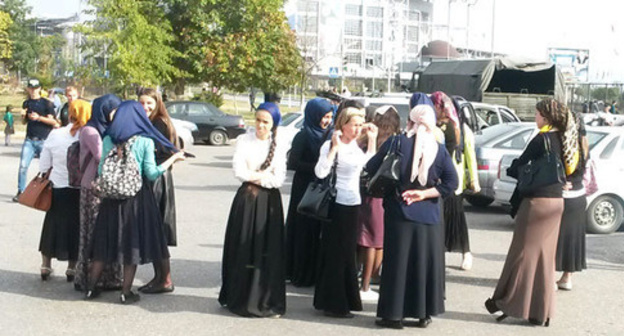 Participants of the festive event gather at "Akhmat-Arena" stadium, October 7, 2015. Photo by the ‘Caucasian Knot’ correspondent. Participants of the festive event gather at "Akhmat-Arena" stadium, October 7, 2015. Photo by the ‘Caucasian Knot’ correspondent.