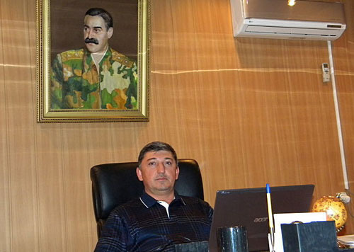 Maksharip Aushev shortly before his death in his office in Nazran. October 12, 2009. Photo by the "Caucasian Knot" Maksharip Aushev shortly before his death in his office in Nazran. October 12, 2009. Photo by the "Caucasian Knot"