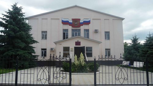 The building of the Ust-Dzheguta District Court. Photo: http://ust-djegutinsky.kchr.sudrf.ru/modules.php?name=press_dep&amp;op=51&amp;gid=1