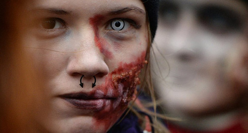 Young woman in Halloween makeup. Photo: Sputnik/ Alexander Kryazhev, http://sputnik-georgia.ru/religion/20151028/228930078.html Young woman in Halloween makeup. Photo: Sputnik/ Alexander Kryazhev, http://sputnik-georgia.ru/religion/20151028/228930078.html