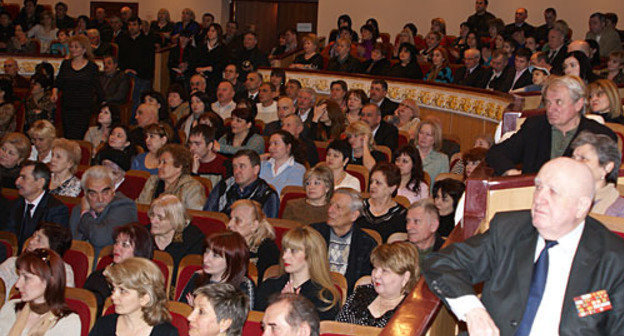 North Ossetia, Vladikavkaz. Public debate "Peace to the Caucasus" at the Russian Drama Theatre. March 21, 2010. Photo by Vladimir Mukagov North Ossetia, Vladikavkaz. Public debate "Peace to the Caucasus" at the Russian Drama Theatre. March 21, 2010. Photo by Vladimir Mukagov