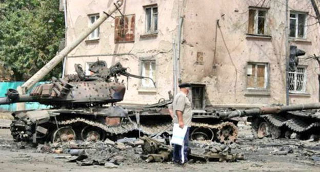 Georgian tank T-72 in Tskhinvali, South Ossetia, August 18, 2008. Photo: IA OSinform, https://ru.wikipedia.org