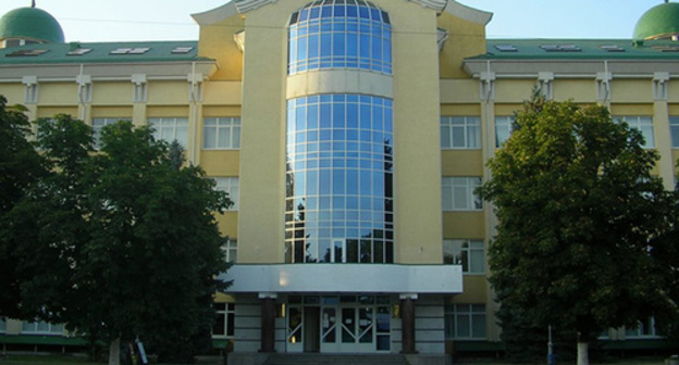 The building of the Adyg State University. Photo: http://budennovsk.org/?p=106585 The building of the Adyg State University. Photo: http://budennovsk.org/?p=106585