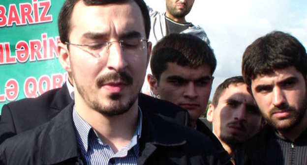 Talekh Bagirzade (left). Screenshot from the video posted by user Muxtar Seqafi, https://www.youtube.com/watch?v=oRoOTaTECIQ Talekh Bagirzade (left). Screenshot from the video posted by user Muxtar Seqafi, https://www.youtube.com/watch?v=oRoOTaTECIQ