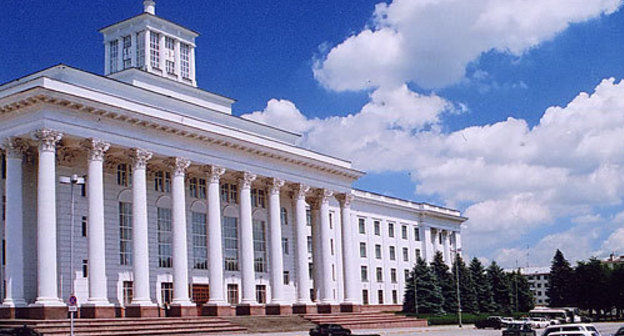 Kabardino-Balkaria, the State House in Nalchik. Photo by www.panoramio.com/photo/6351824 Kabardino-Balkaria, the State House in Nalchik. Photo by www.panoramio.com/photo/6351824